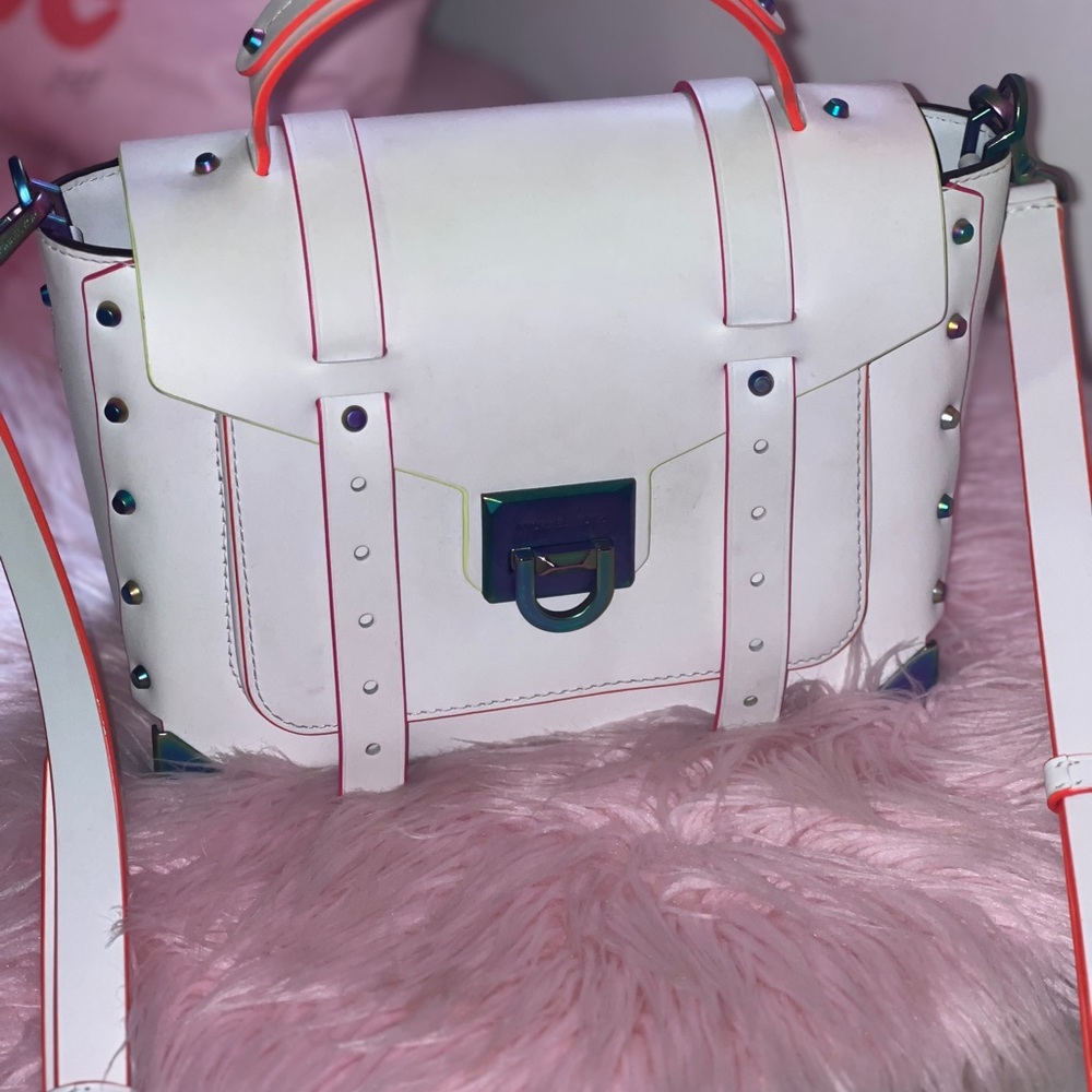 Michael Kors Manhattan leather optic white medium contrast trim satchel used 1